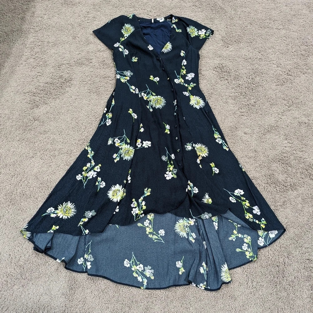 FREE PEOPLE Lost In Love Blue Floral Buttons‎ Midi Dress Navy Blue size XS